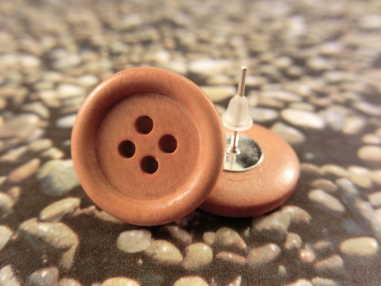 Preview: Schlichte braune Holzknopf Ohrstecker Natur Button
